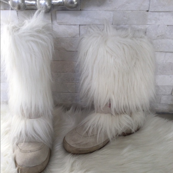 Klimatek Faux Fur Boots - Picture 1 of 2
